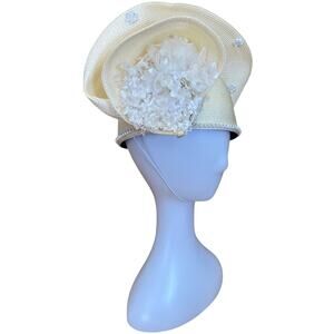 80s Vintage Cream Church Hat with Abstract Arch & Pearl Detailing